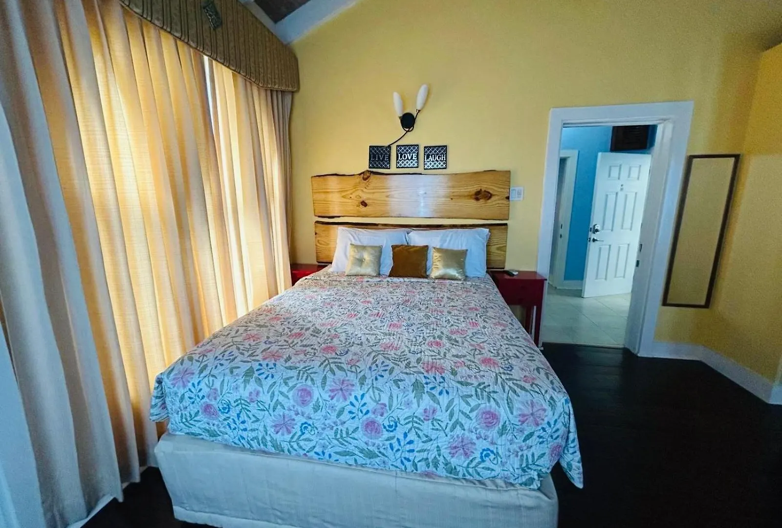 Penthouse On The Ridge Apartman Ocho Rios 0*,