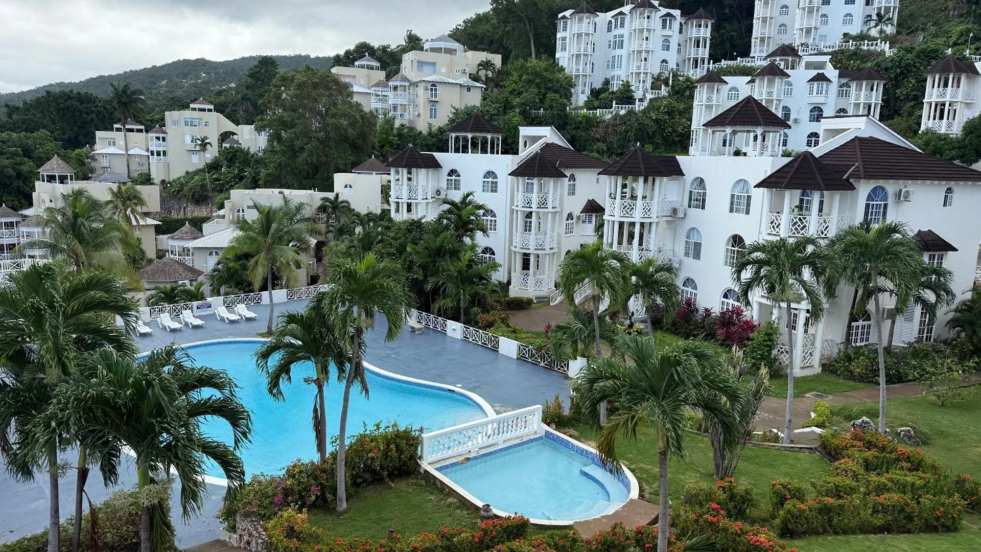 Penthouse On The Ridge Apartman Ocho Rios 0*,  Jamaica