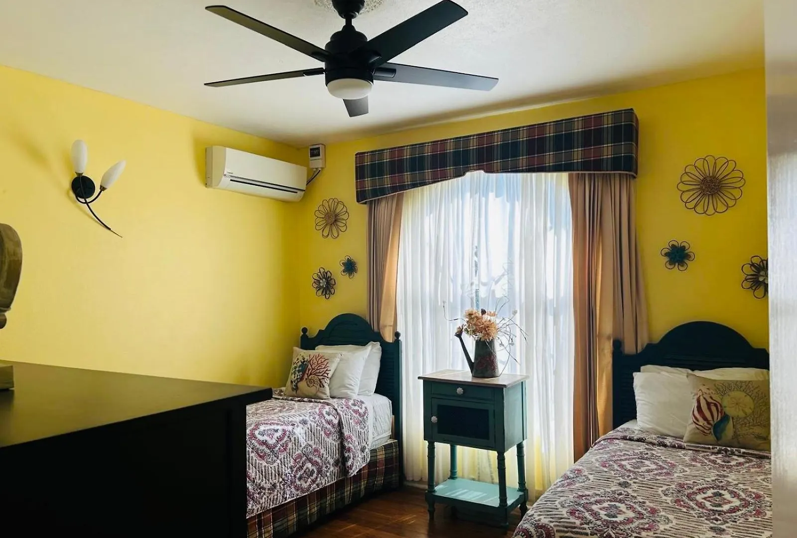 Penthouse On The Ridge Apartman Ocho Rios